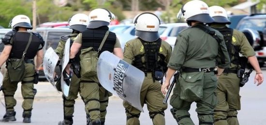 «Πόλεμος» ΜΑΤ – κυβέρνησης: Σχεδόν οι μισοί ζητούν μετάθεση