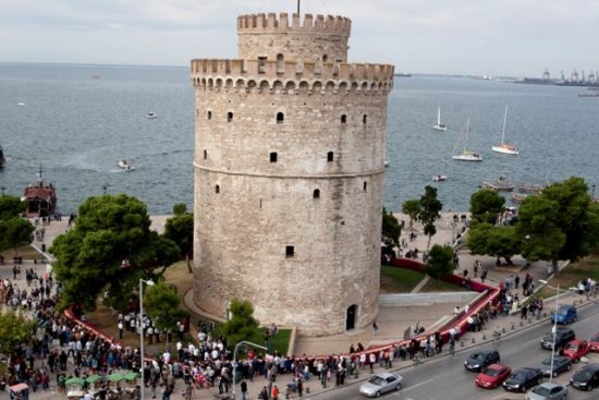 Συλλαλητήριο «Παραιτηθείτε» και στη Θεσσαλονίκη αύριο στις 20:00