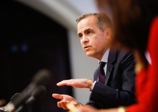 Κάρνεϊ (ΒοΕ): Συνεχίζει και προειδοποιεί για το Brexit τη στιγμή που τα γκάλοπ δείχνουν έξοδο