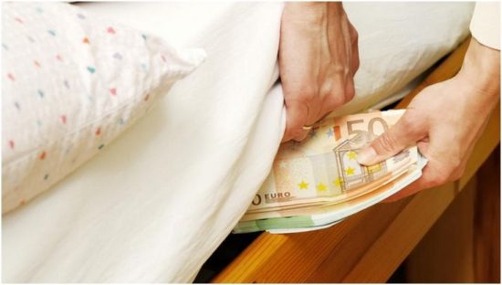 Χάνουμε όλοι κ. Αλεξιάδη – Γιατί δεν θα επιστρέψουν τα 50 δισ. καταθέσεων