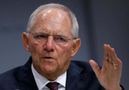 Σόιμπλε: Η Ελλάδα οδεύει προς την ανάκτηση της εμπιστοσύνη της αγοράς