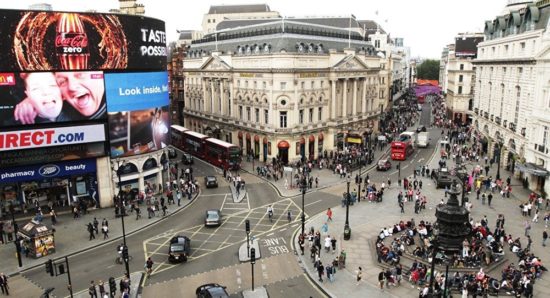Τι αλλάζει για τους Έλληνες φοιτητές και εργαζόμενους με το Brexit