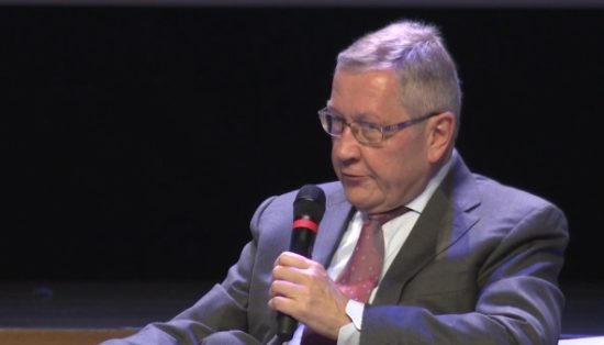 Ρέγκλινγκ: «Να μετεξελιχθεί ο ESM σε ‘Ευρωπαϊκό Νομισματικό Ταμείο’»