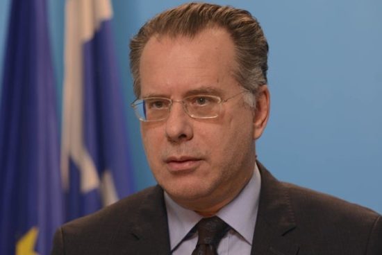 Κουμουτσάκος: Για πρώτη φορά από τη Χούντα σχεδίαζαν παρουσία στρατού στους δρόμους