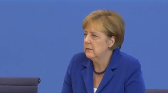 Μέρκελ: Δεν αλλάζουμε πολιτική στο προσφυγικό – Μπορούμε να τα καταφέρουμε