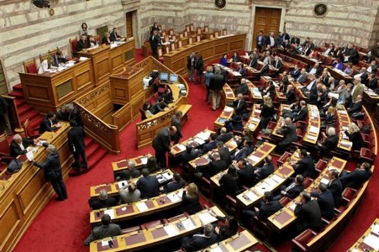 Απλή αναλογική από τις μεθεπόμενες εκλογές με 179 «ναι»
