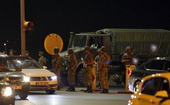 Αποτάχθηκαν 1.389 στρατιωτικοί που διατηρούσαν δεσμούς με τον Γκιουλέν