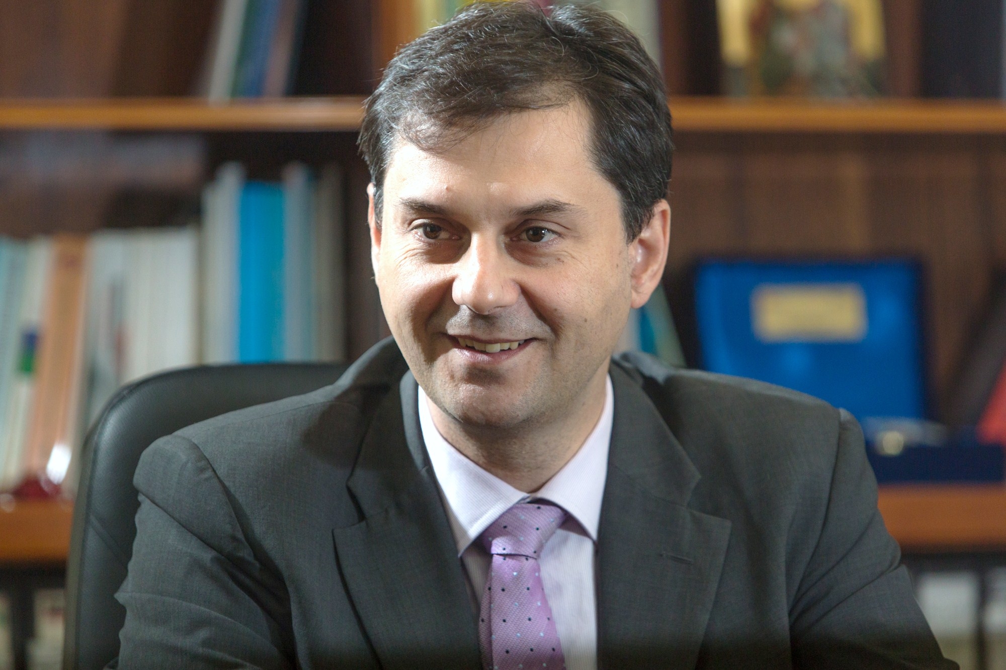 Χάρης Θεοχάρης: Χιλιάδες λουκέτα και η κυβέρνηση σφυρίζει αδιάφορα