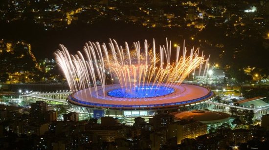 Με πολλή… σάμπα, Ζιζέλ και χιλιάδες άδειες θέσεις ξεκίνησε η μεγάλη γιορτή του Ρίο