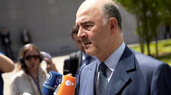 Μοσκοβισί: Επιλογή της κυβέρνησης ο ειδικός φόρος στο αγροτικό πετρέλαιο