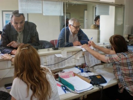 Και νέο κούρεμα στο ΕΚΑΣ για να «σωθούν» περισσότεροι δικαιούχοι