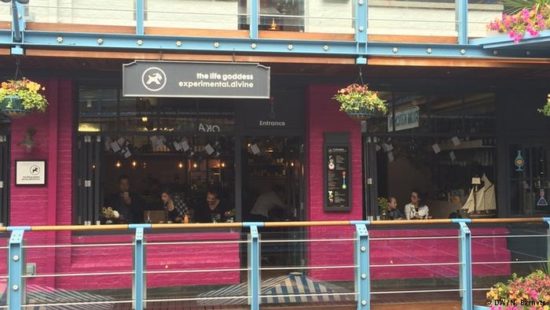 Από το Grexit στο Brexit: Έλληνες στη Βρετανία