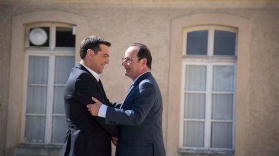 Παρίσι: Η αγκαλιά του Ολάντ στον Τσίπρα και ο… ανεμιστήρας