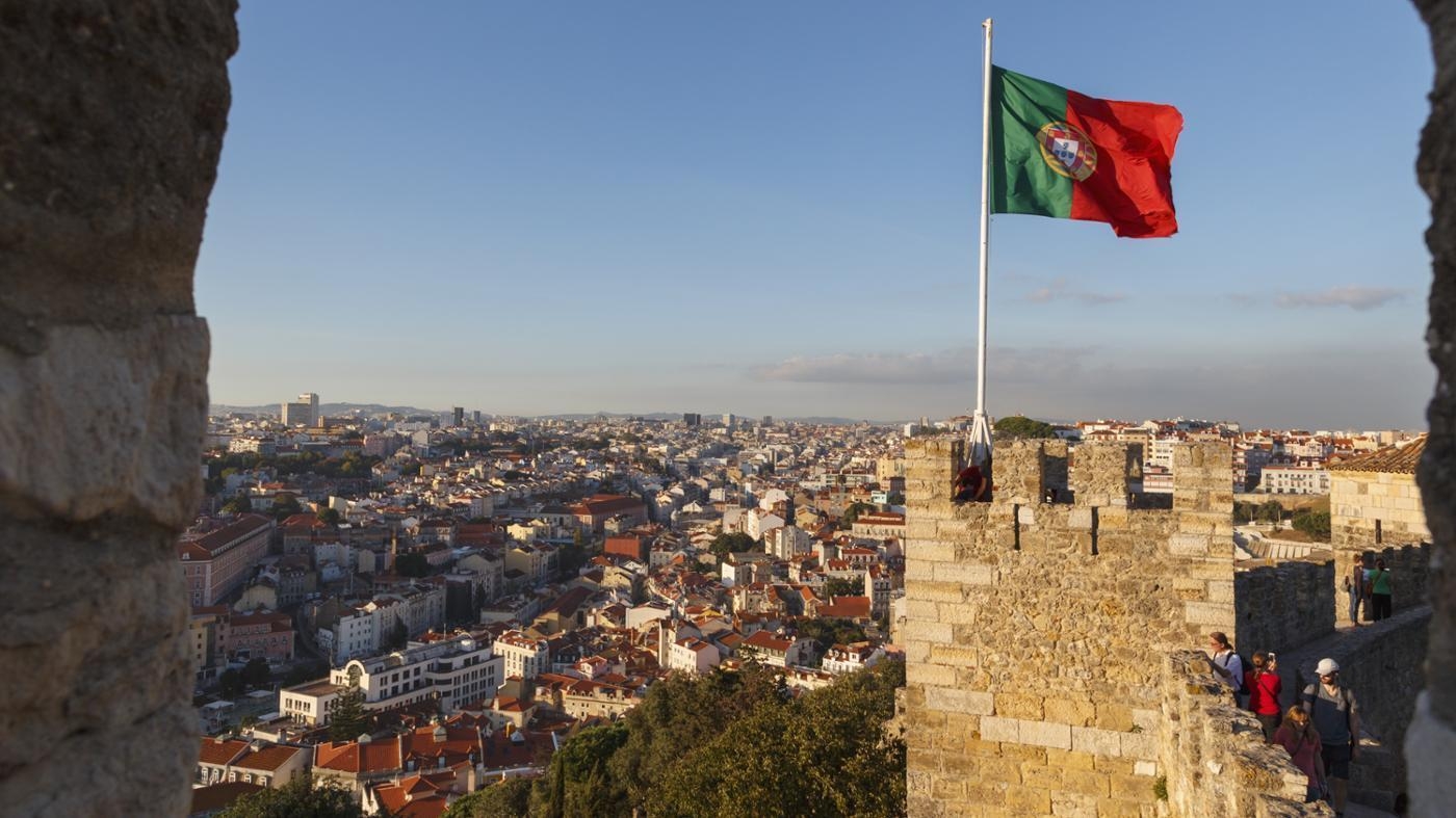 Νέα προειδοποίηση για υποβάθμιση στην Πορτογαλία από την DBRS