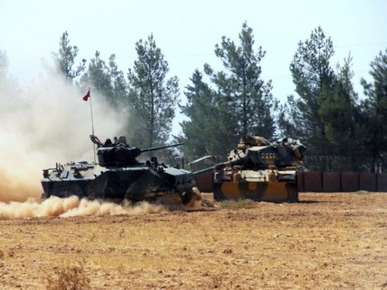 Τούρκοι βομβάρδισαν θέσεις Κούρδων μαχητών νότια της Τζαραμπλούς