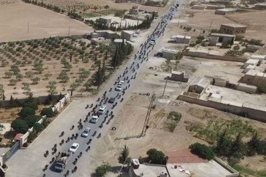 Δείτε πώς χρησιμοποιεί ανθρώπινες ασπίδες το ISIS