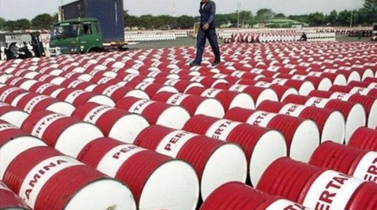 Υποχώρησαν τα futures που αμερικανικού αργού με το βλέμμα στον ΟΠΕΚ