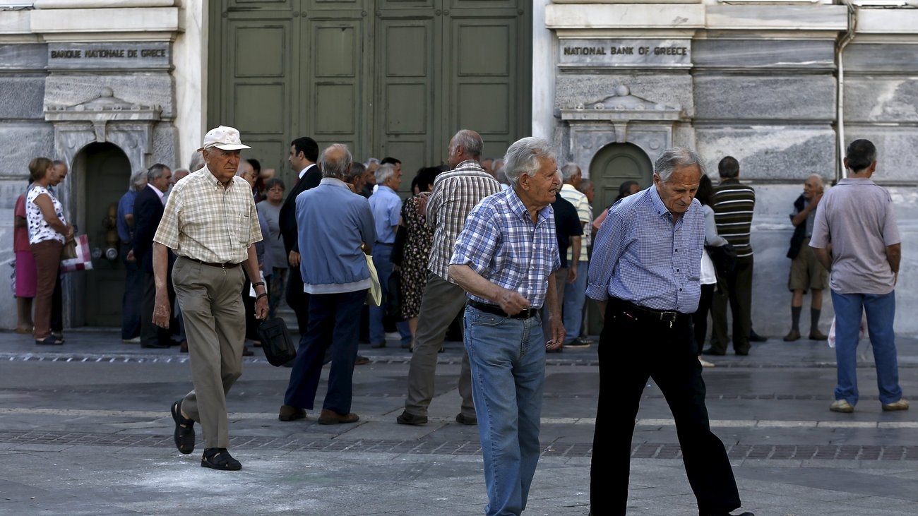 Μειώσεις έως και 38% στις επικουρικές για 150.000 συνταξιούχους