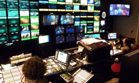 Πυρ ομαδόν από την αντιπολίτευση για τη διαδικασία αδειοδότησης