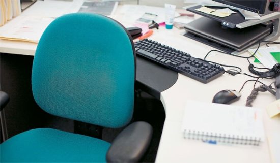 Ξεκινούν διαγωνισμοί για 1.196 μόνιμους υπαλλήλους σε πέντε ΔΕΚΟ