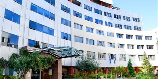 Το παρασκήνιο για τις τηλεοπτικές άδειες: Οι μονομαχίες λεπτό προς λεπτό