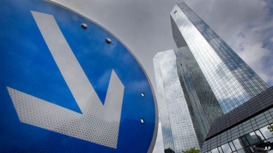 Deutsche Βank: Ώρα για το Βερολίνο να σπάσει το ταμπού της τραπεζικής διάσωσης