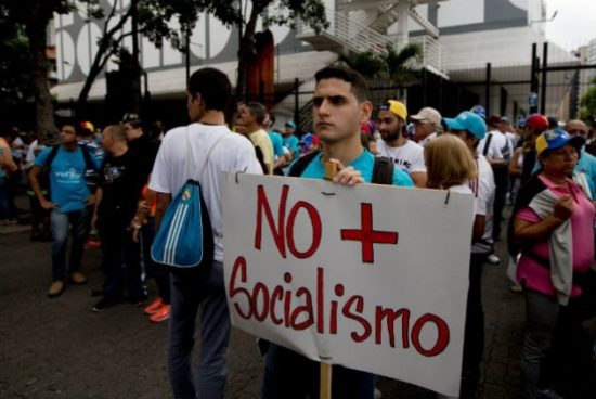 Πάνω ένα εκατομμύριο άνθρωποι στην διαδήλωση εναντίον του Μαδούρο