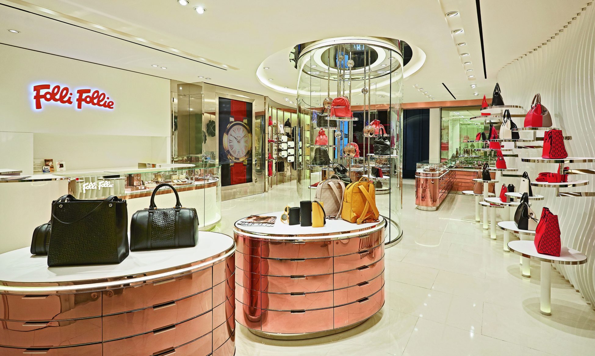 Folli Follie: «Ποντάρει» στους Κινέζους τουρίστες με τη συνδρομή των Fosun και Thomas Cook