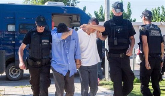 Απορρίφθηκε το αίτημα ασύλου του ενός, στο αρχείο για άλλους δύο, από τους οκτώ Τούρκους στρατιωτικούς