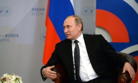 Για “προσέγγιση” των θέσεων Μόσχας και Ουάσινγκτον κάνει λόγο ο Πούτιν