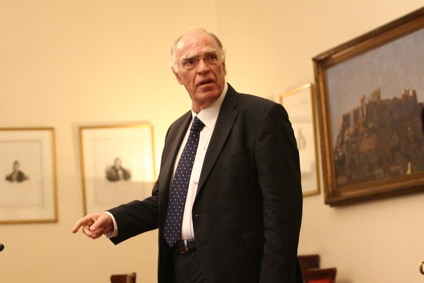 Λεβέντης: Αξιώνω από Τσίπρα να πάει κλιμάκιο υπουργών στην Καλαμάτα