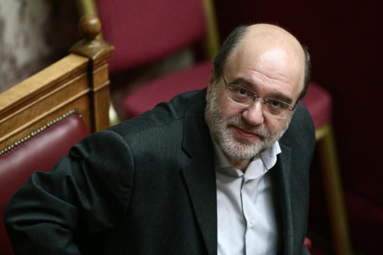 Αλεξιάδης: Πολύ κοντά σε συμφωνία για ακατάσχετο λογαριασμό και αδήλωτα εισοδήματα