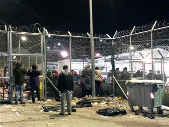 Φρίκη στη Μόρια: Ομαδικός βιασμός 16χρονου Πακιστανού από ανήλικους ομοεθνείς του