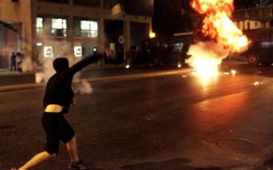 Επεισόδια στο Πολυτεχνείο – Έκλεισε η Πατησίων