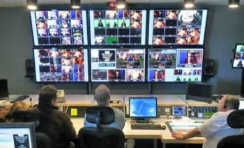 Κρίσιμη εβδομάδα για τις τηλεοπτικές άδειες