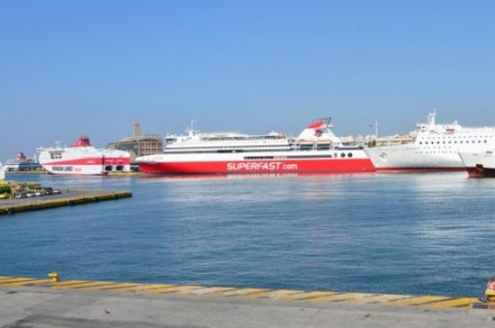 Έρευνα ICAP: Συρρικνώθηκε 32% η ελληνική επιβατηγός ναυτιλία στα χρόνια της κρίσης