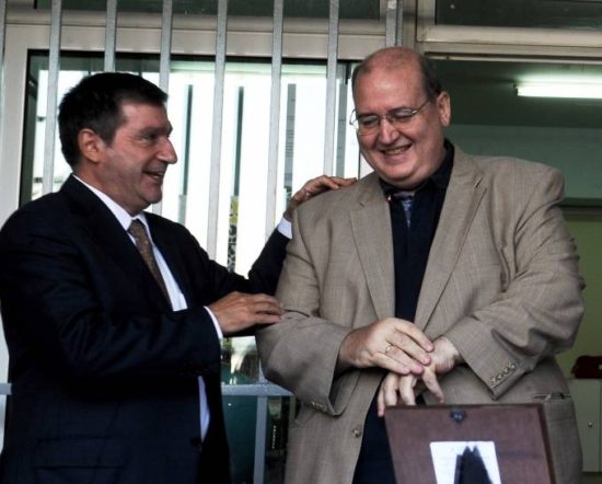 Στον αέρα οι δεσμεύσεις Φίλη: Νοέμβριος με 6.000 κενά στα σχολεία