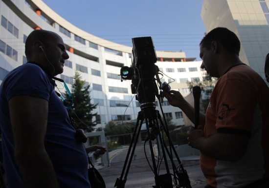 “Mαύρο” σε πέντε ημέρες στα κανάλια χωρίς άδεια