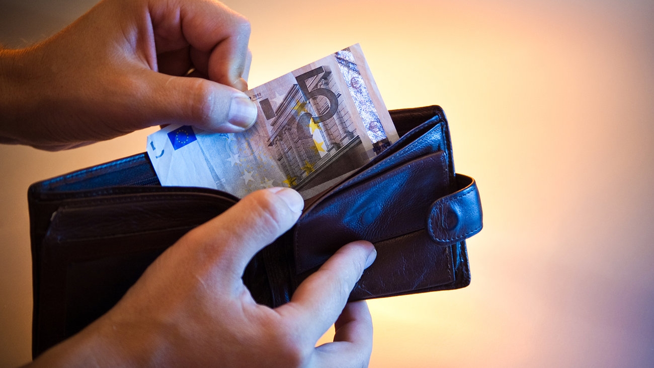 Κοινωνικό Εισόδημα Αλληλεγγύης: Την Τρίτη, 1η Νοεμβρίου θα πιστωθεί στους λογαριασμούς