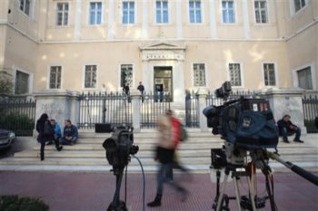 ΣτΕ: Σε εξέλιξη η διάσκεψη για τις τηλεοπτικές άδειες