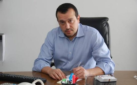 Παππάς στο Spiegel: Βάζουμε τέλος στη ληστεία της Ελλάδας από τους βαρόνους των ΜΜΕ