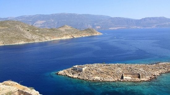 Θέμα κυριότητας νησίδων στο Αιγαίο εγείρει το τουρκικό ΥΠΕΞ