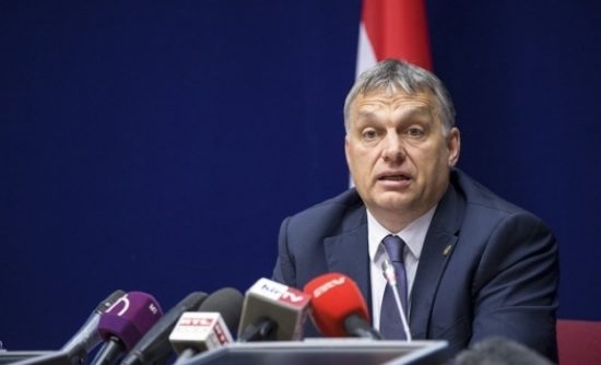 Ουγγαρία: Ο Όρμπαν καλεί τους πολίτες να σπεύσουν στις κάλπες ενόψει του δημοψηφίσματος