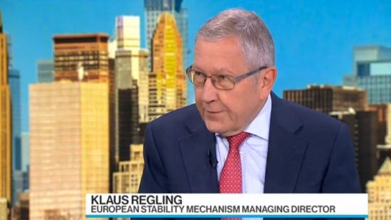 Καμπανάκι και απ’ τον Ρέγκλινγκ: «Κάποιοι στην ελληνική κυβέρνηση δεν υιοθετούν το πρόγραμμα»