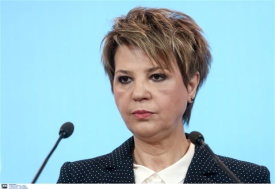 Νέο νόμο για τις τηλεοπτικές άδειες φέρνει τη Δευτέρα η κυβέρνηση