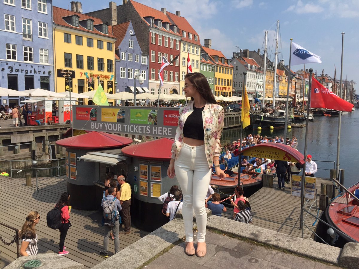 another-pro-tip-i-buy-my-trips-on-tuesdays-and-wednesdays-because-price-trends-show-thats-when-they-are-the-cheapest