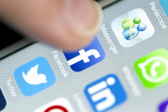 Social media: Αυξημένος ο κίνδυνος κατάθλιψης λόγω της εκτεταμένης χρήσης τους