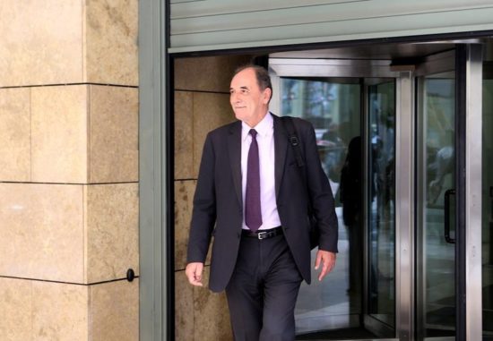 Με ΔΕΗ ξεκινά τις επαφές ο νέος υπουργός Γ. Σταθάκης