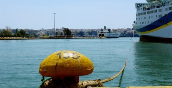 Στα περιφερειακά λιμάνια οι σύμβουλοι είναι περισσότεροι από τους… υπαλλήλους