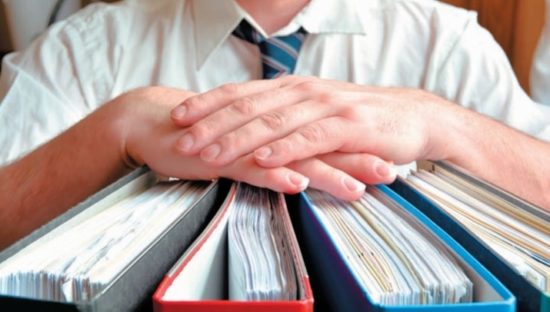 Παγίδα των δανειστών με τα ληξιπρόθεσμα χρέη